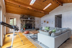 Smart TV, fireplace, table tennis, books