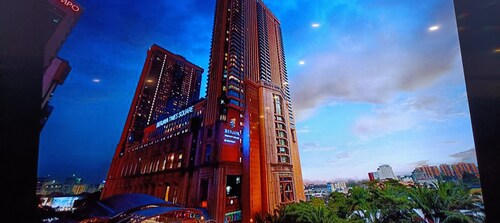 KL TIMES SQUARE SERVICE RESIDENCIES 