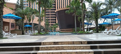 KL TIMES SQUARE SERVICE RESIDENCIES 
