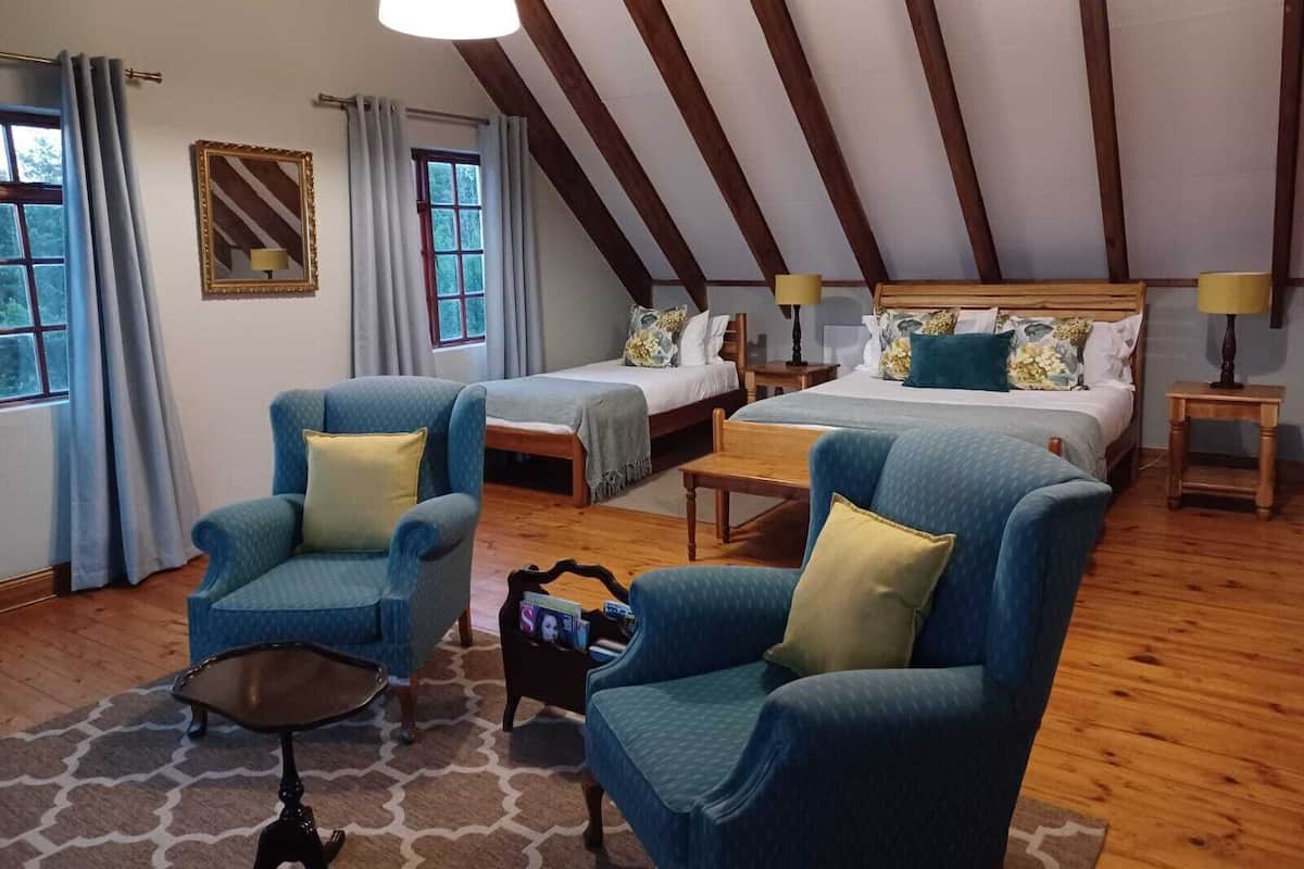 9 bedrooms, free WiFi, bed sheets