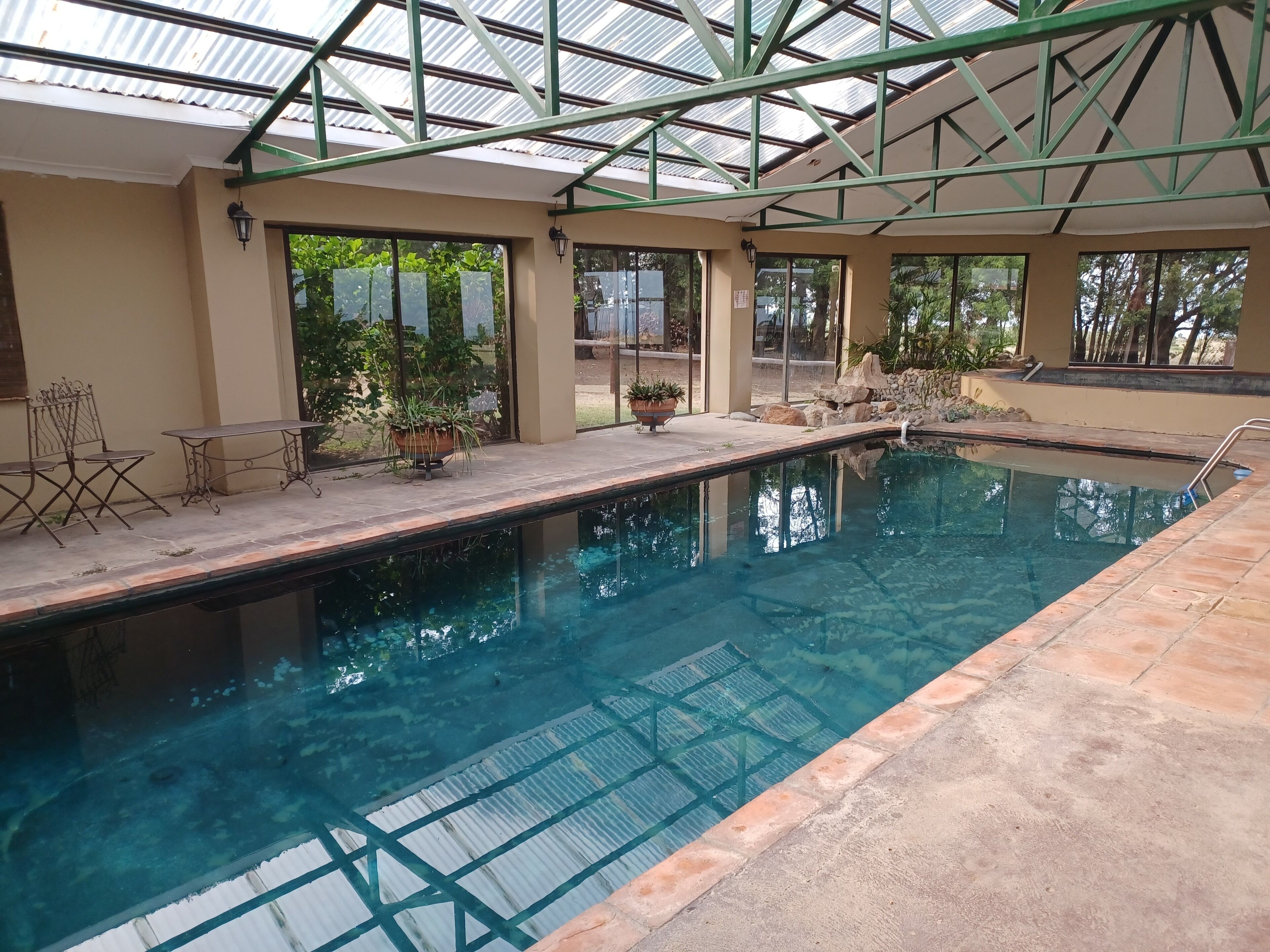 3 Innenpools, Außenpool