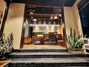 Front of property - Hotel 21 Chandigarh (Chandigarh)