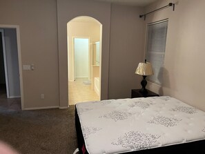 4 bedrooms, WiFi, bed sheets