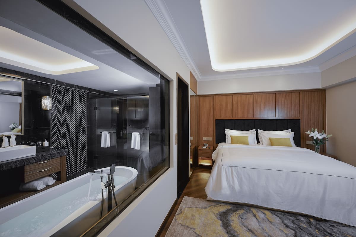 Executive Suite