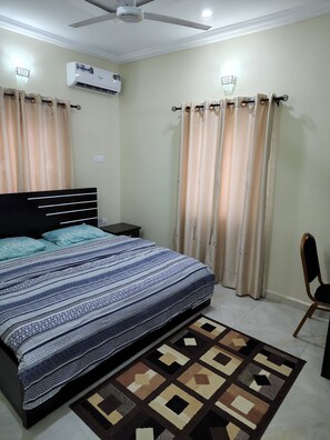 1 bedroom, iron/ironing board, free WiFi, bed sheets