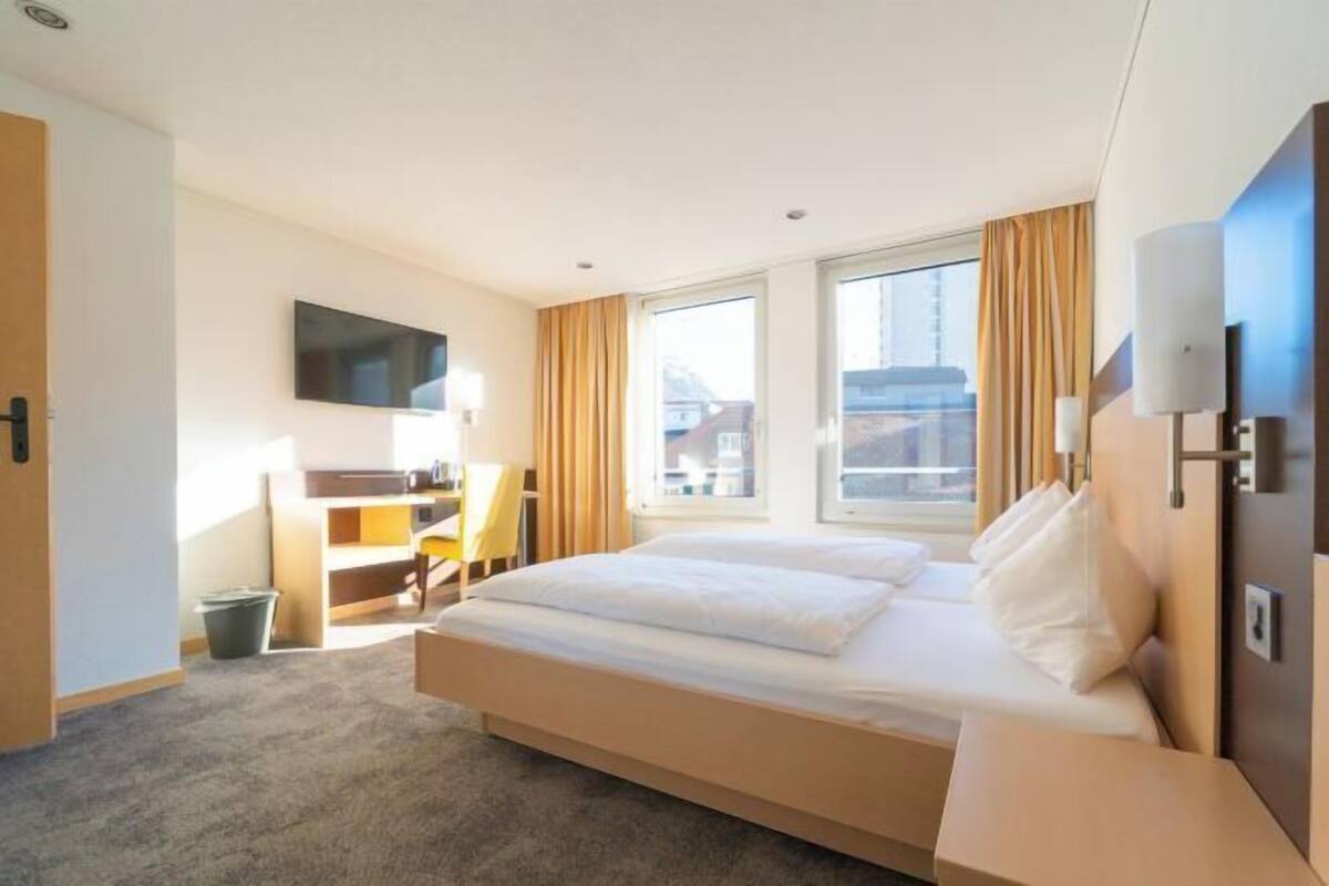 In-room safe, soundproofing, iron/ironing board (on request)