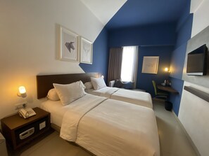 In-room safe, desk, soundproofing, free WiFi - Ispi Hotel Cikarang Festival (Cikarang)