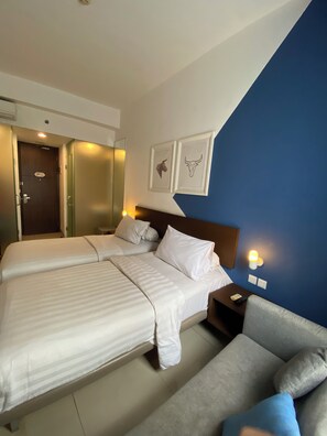 Superior Twin Room | In-room safe, desk, soundproofing, free WiFi