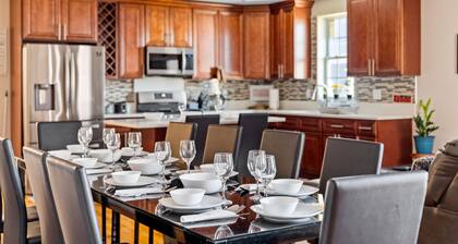 555-2 - 6BR - Quincy Spacious Apt near Perry Beach