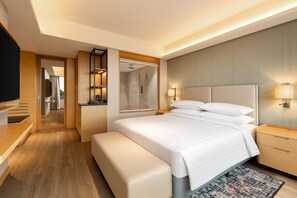 Premium bedding, free minibar items, in-room safe, desk