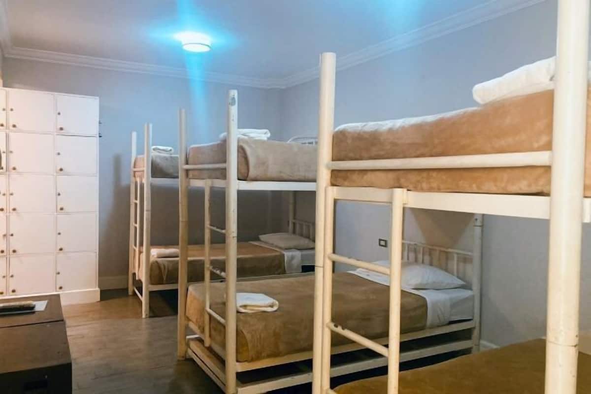 1 bedroom, minibar, desk, free WiFi