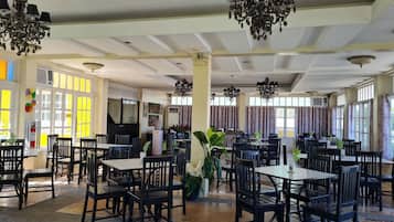 Daily local cuisine breakfast (PHP 250 per person)