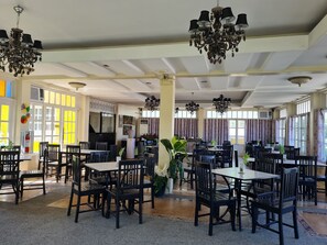 Daily local cuisine breakfast (PHP 250 per person)
