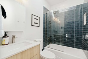 Bathroom - Eco-friendly 2-bedroom Container - 80 Walkscore! (Phoenix)