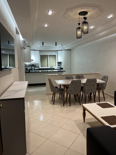 Beautiful apartment in a prime location Nador Jadid