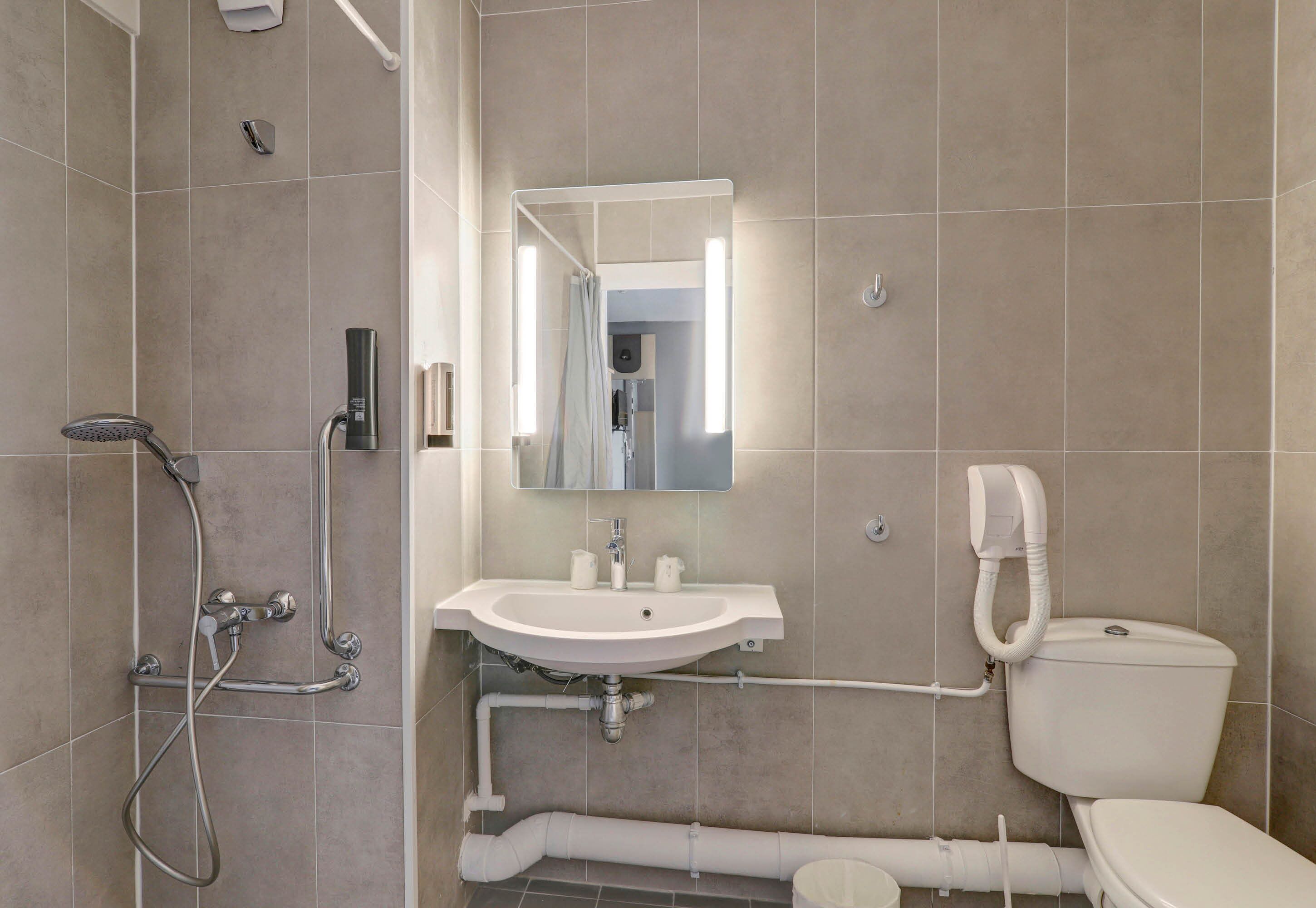 Foto - B&B HOTEL Montluçon Centre