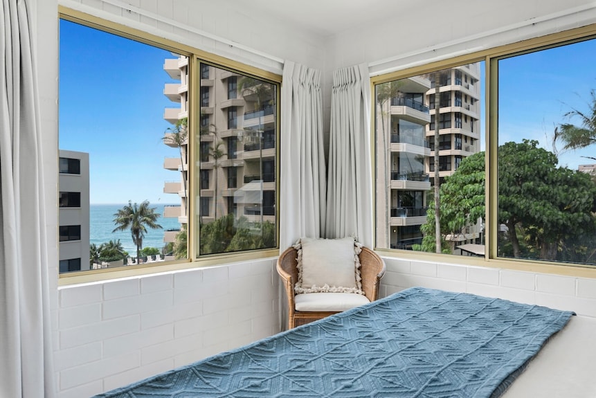 Coolum Beach 1 Bedroom Apartment Ocean View @ Surf Dance - Coolum Beach