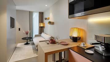 Senior Apartment, 1 Bedroom | 1 bedroom, free WiFi, bed sheets