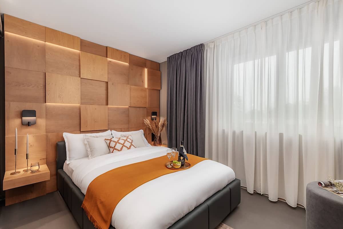 1 bedroom, free WiFi, bed sheets