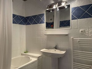 Bathroom - Bright T2 apartment in Banyuls-sur-Mer, 4 ppl, sea view (Banyuls-sur-Mer)