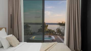 Deluxe Villa, 4 Bedrooms, Private Pool, Sea View | 4 bedrooms, Egyptian cotton sheets, premium bedding, memory-foam beds