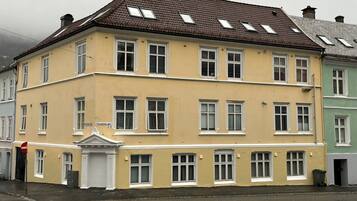 Fachada de la propiedad