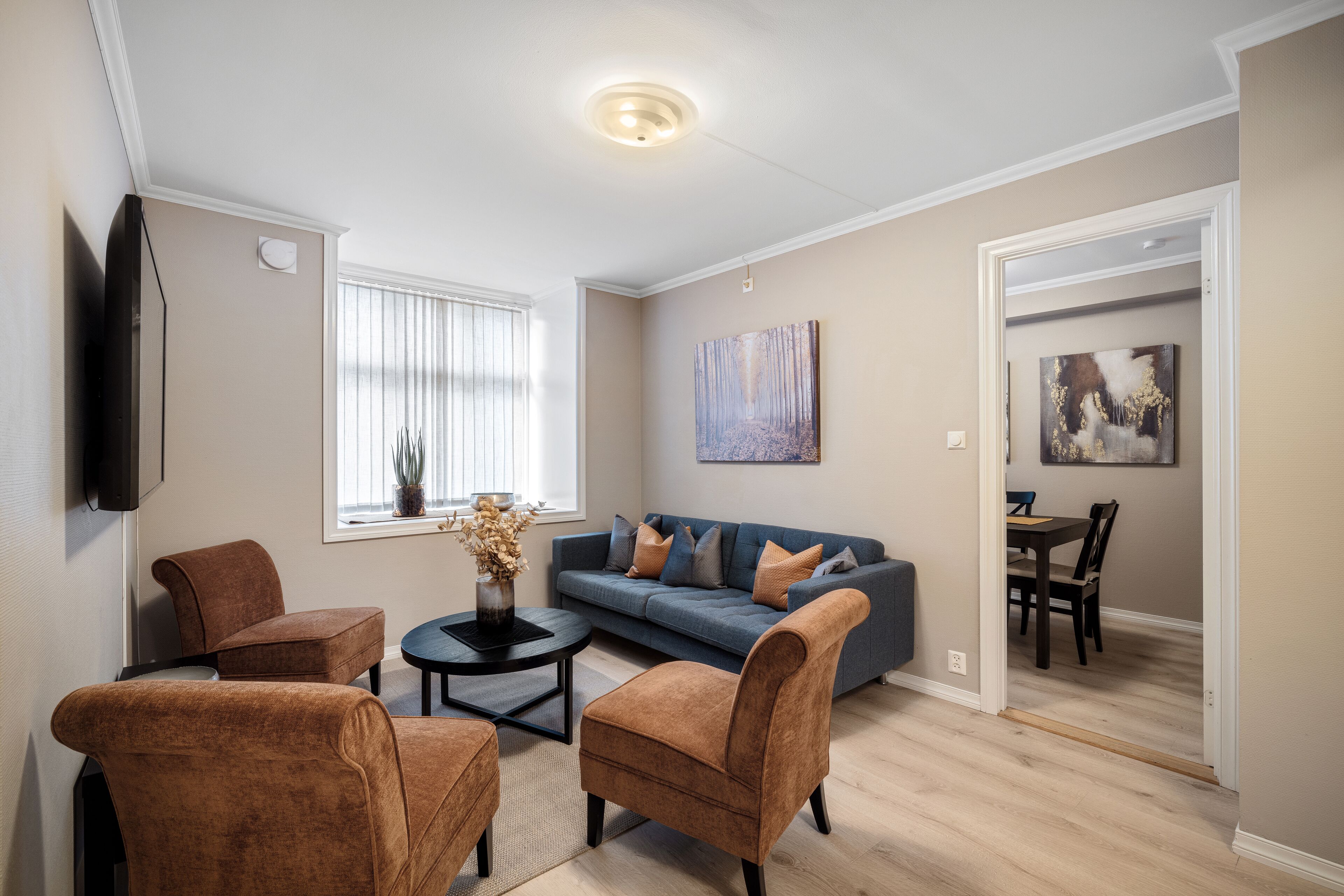 City Apartment, 3 Bed (Ground Floor) | Living area