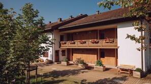 Exterior - FeWo A (Rottach.Apartments) Holiday apartment on Lake Tegernsee (Rottach-Egern)