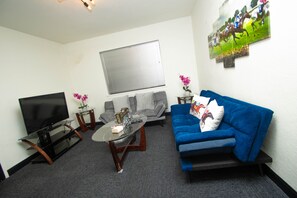 Apartment | Living area