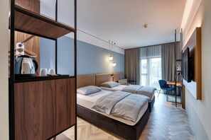 Hypo-allergenic bedding, in-room safe, desk, soundproofing - Stadthotel Neumarkt Mitte (Neumarkt in der Oberpfalz)