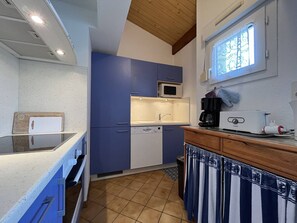 冰箱、微波炉、烤箱、洗碗机