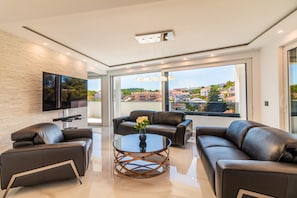 Deluxe Penthouse, Accessible, Sea View | Living area - Beach Villa Valentina (Okrug)