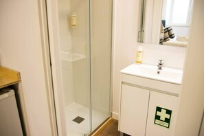 Set di cortesia gratuito, asciugacapelli