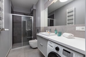 Shower - Apartment with 2 Bedrooms | Balconies | Gym. (Kolobrzeg)