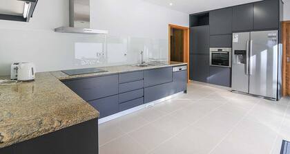 Villa 273 Spacious Villa w/ Sea View