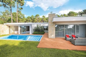 Pool - Villa 273 Spacious Villa w/ Sea View (Caminha)