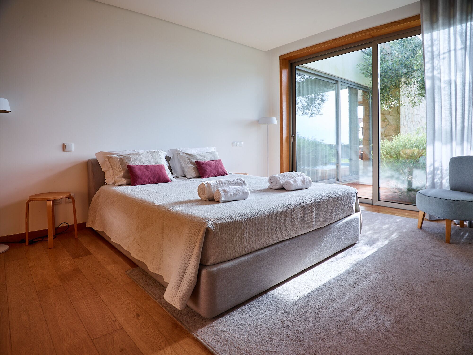 5 bedrooms, in-room safe, iron/ironing board, travel crib