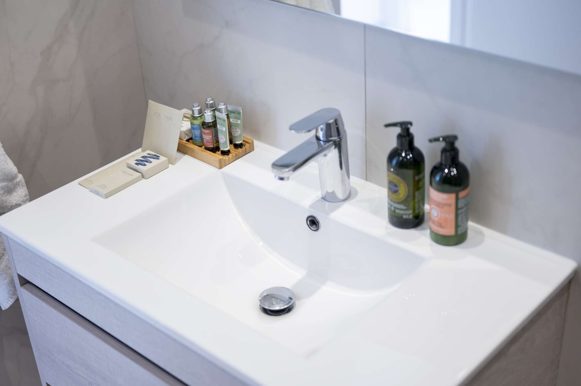 Toilet/Shampoo, Conditioners, Shower gels, Soap