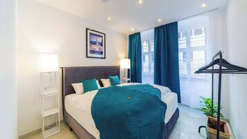 3 Schlafzimmer, Schreibtisch, Bügeleisen/Bügelbrett, WLAN