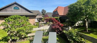 Quietly located vacation apartment with garden