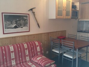 Interior - 2-bedroom apartment. Val Thorens (Les Belleville)