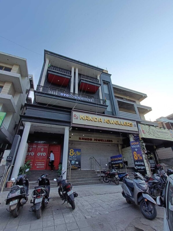 Exterior - Hotel Town House (New Delhi)