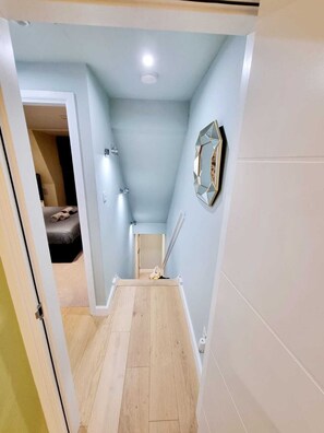 Interior - Stylish London Apartment with Terrace & Parking (London)