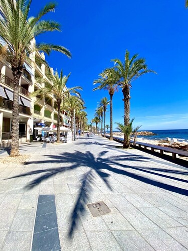 Sunshine Apartment in Torrevieja - 3 Bedroom close to the beach
