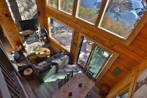 TV, fireplace, table football - A Slipper Slope mountain cabin (Bryson City)