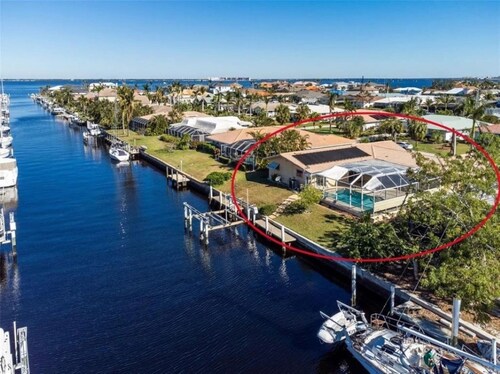 Magical Family Oasis - Diamond Sunsets in Vacation Land -Sleeps10 -Pet Friendly 