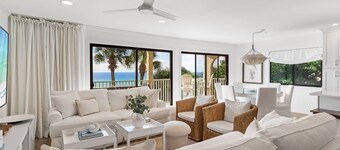 Amazing Condo on 30a! Walk to Alys Beach, Free Beach Service, Private Beach!