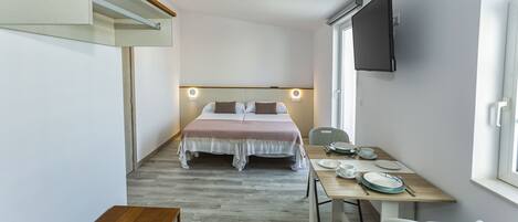 1 Schlafzimmer, Bügeleisen/Bügelbrett, WLAN, Bettwäsche