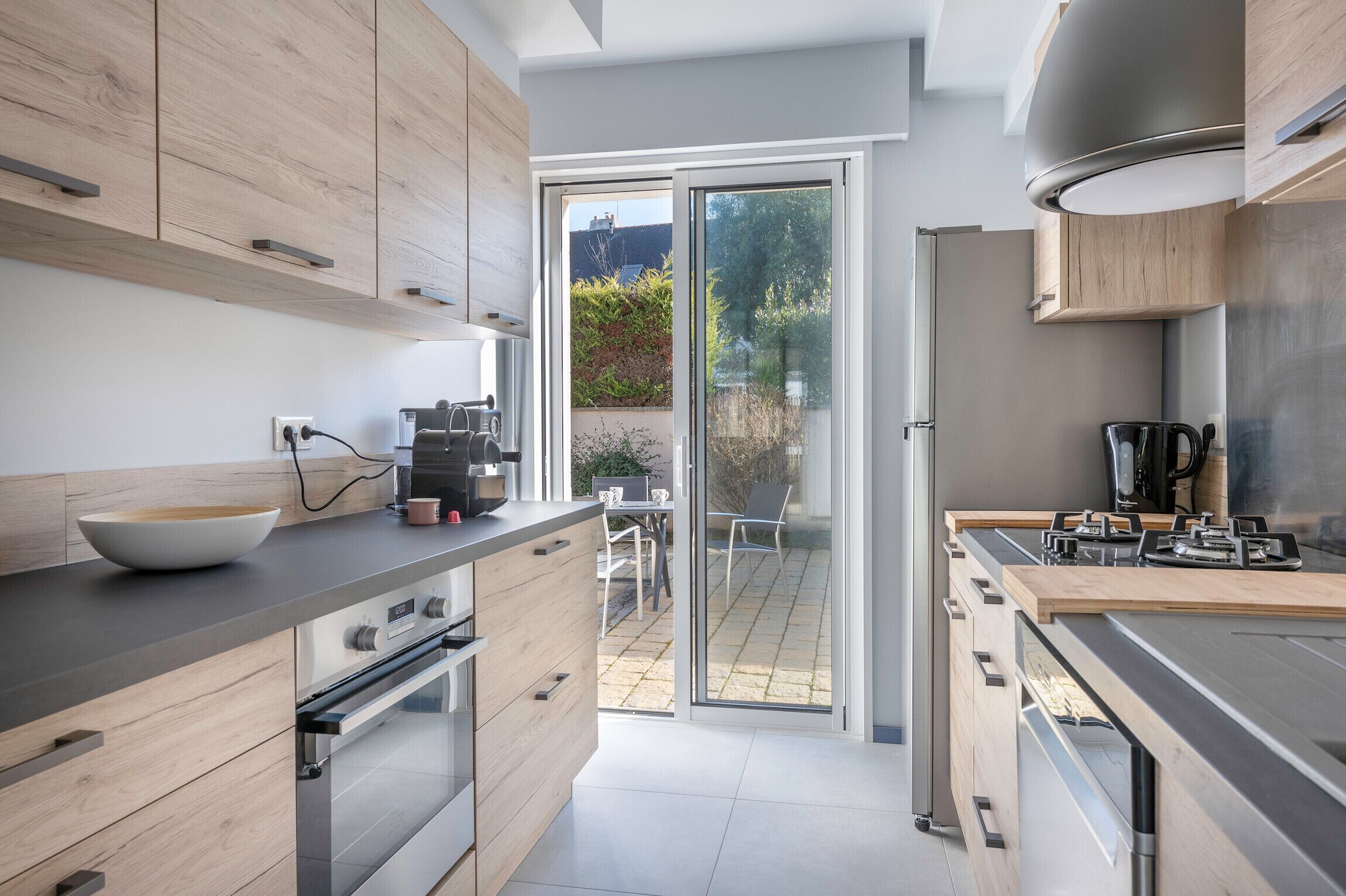 Réfrigérateur, micro-ondes, four, lave-vaisselle