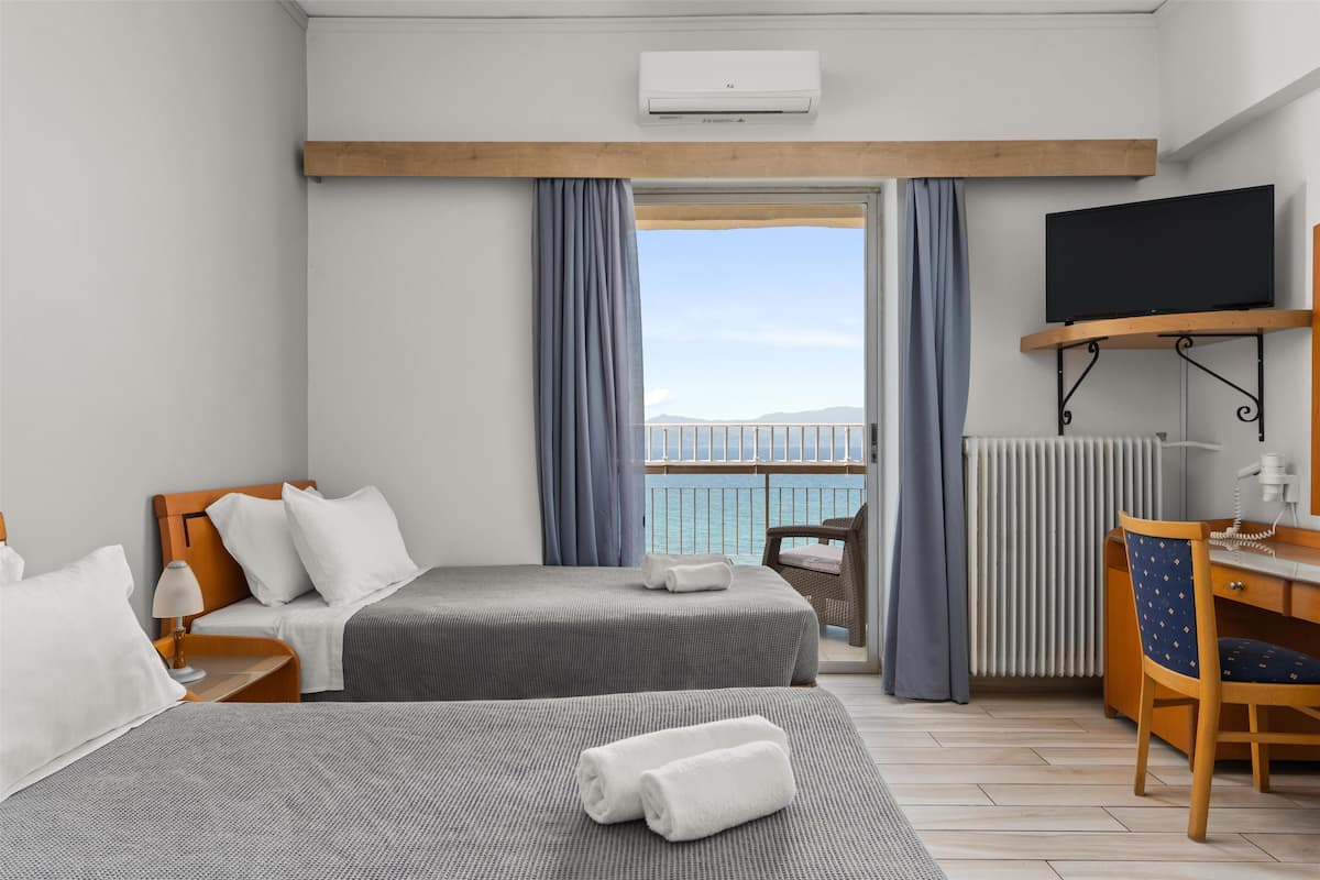 Habitació quàdruple | 1 dormitori, wifi gratuïta i roba de llit